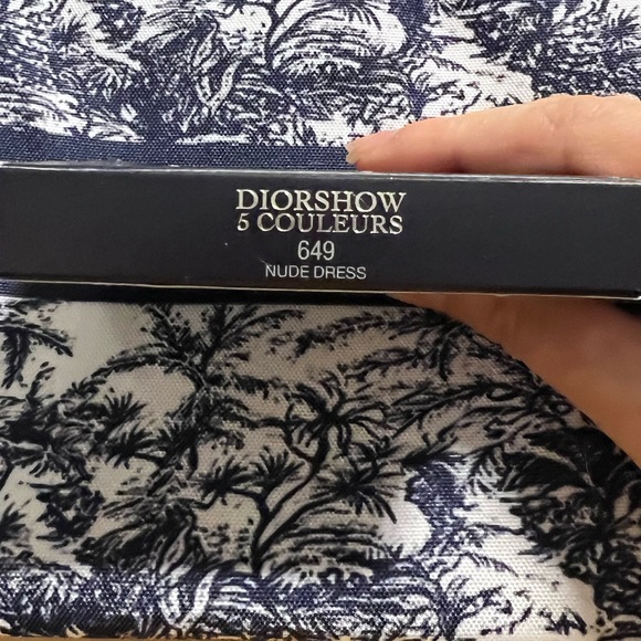 Dior Eyeshadow Palette - Picture 6 of 8